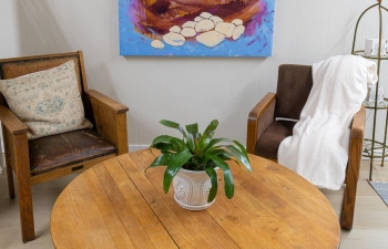 Bison Wallow Guest Room - Sitting Area - Photo by James R. Page